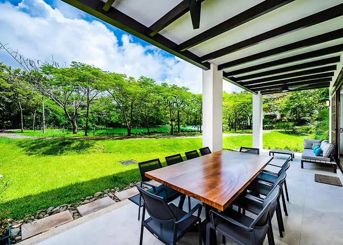 Vista - 4br In Hacienda Pinilla Lorena